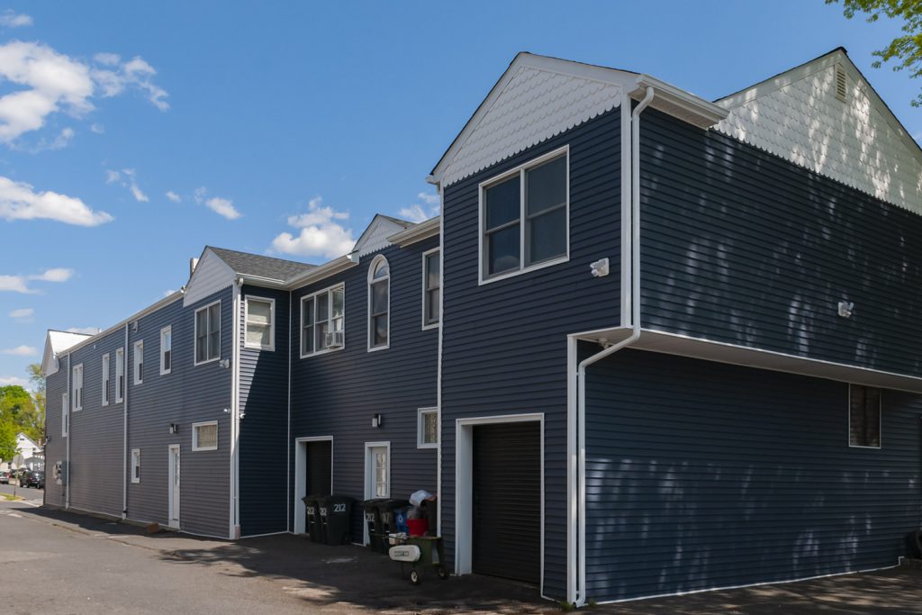 212 Chestnut Street, Roselle Park NJ
